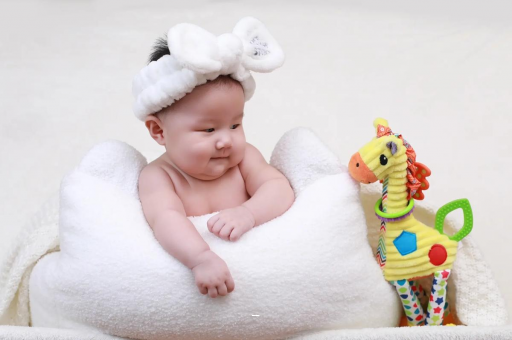 河间宝宝几个月翻身